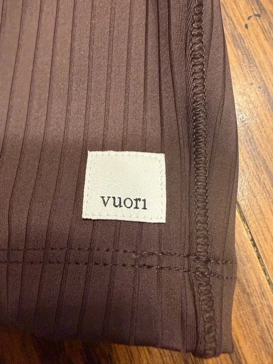 Vuori Inversion Rib Support Tank Java Brown NWOT - Picture 4 of 6
